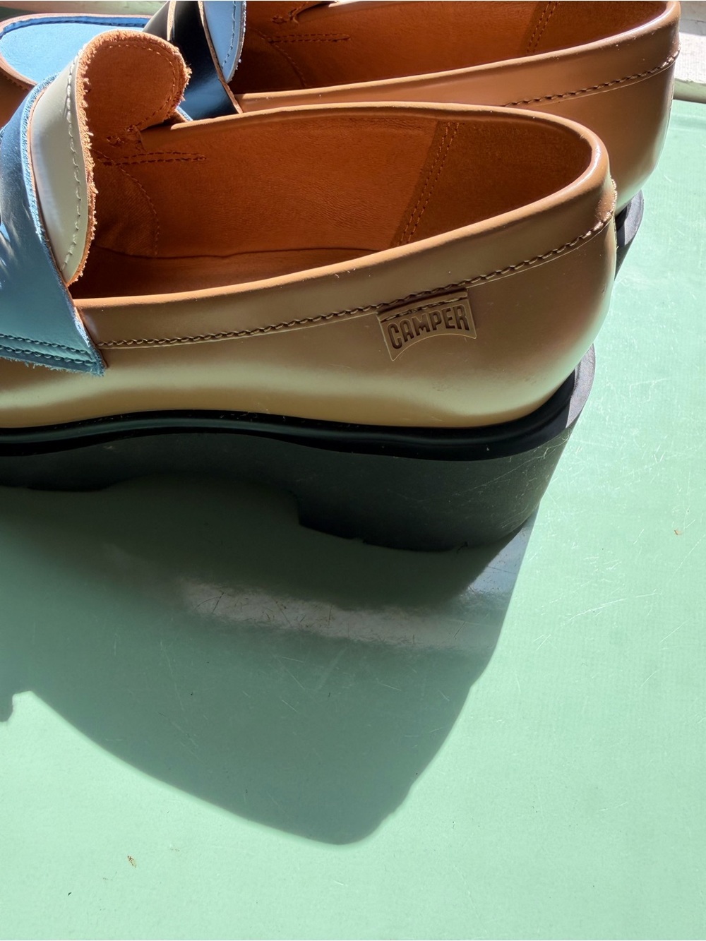 Camper Twins loafers in Camel, Offwhite and Blue. Size 38 - Picture 2 of 4